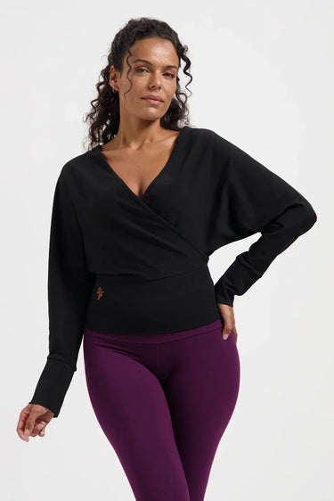 Ala Yoga Longsleeve - Onyx Black