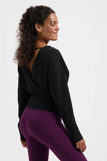 Ala Yoga Longsleeve - Onyx Black