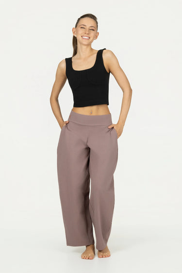 Dhara Barrel Yoga Pants – Fireclay