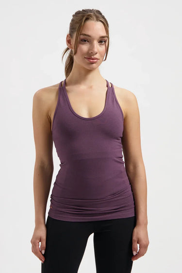 Lyrais Yoga Tank - Berry