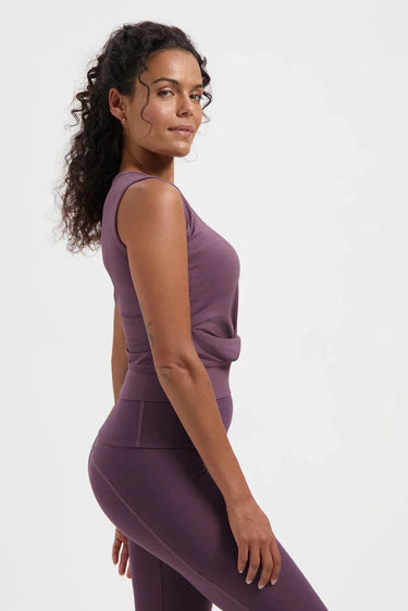 Veyra Cropped Yoga Tank - Berry